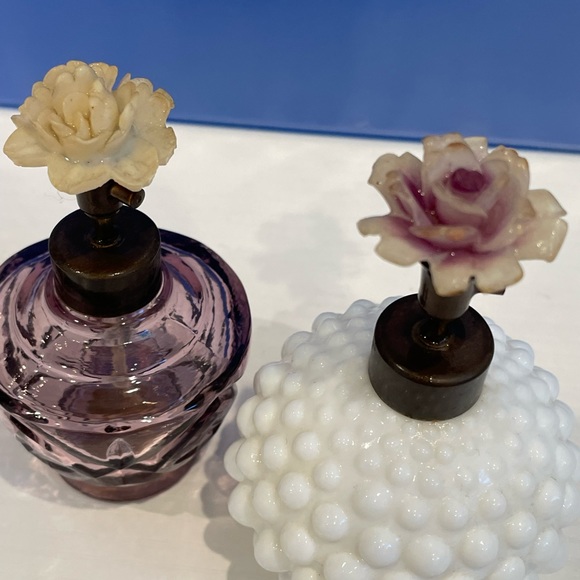 Vintage I. W. Rice & Co. Set 2 Perfume Bottle Hobnail Milk & Purple Glass Japan - Picture 2 of 15